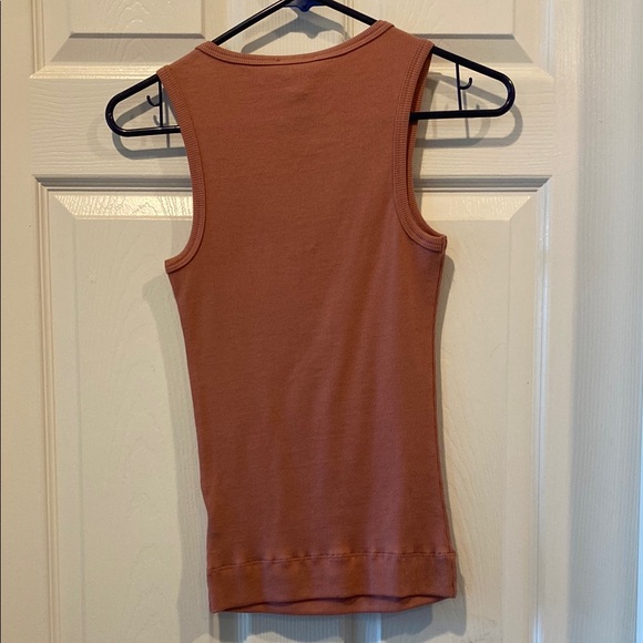 Bebe Women's Pink/Rust Tank Top. - Picture 3 of 4